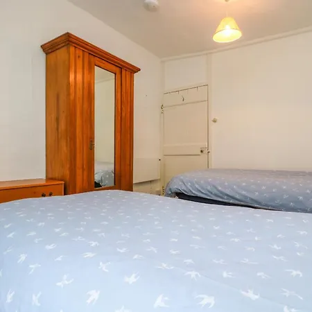 Holiday home Tregithey Farmhouse