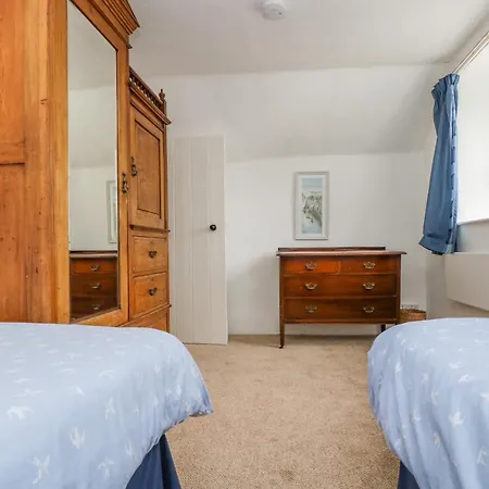 Holiday home Tregithey Farmhouse *