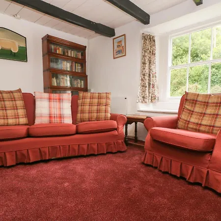 Holiday home Tregithey Farmhouse *