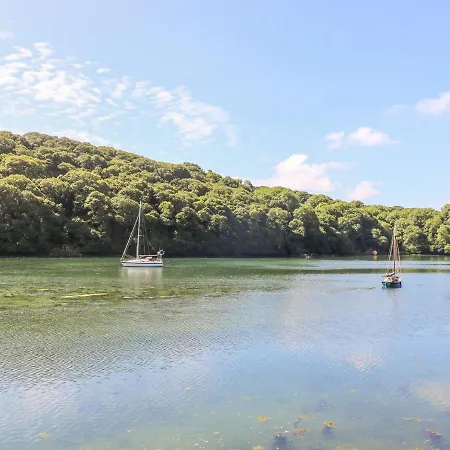Holiday home Tregithey Farmhouse Saint Anthony